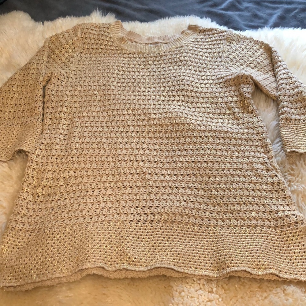 Chicos crochet loose knit sweater with gold tones size Chicos 1